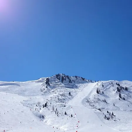 Eckartauerhof 3*