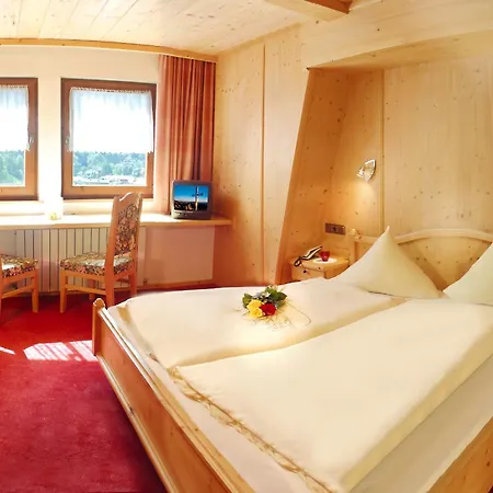 Hotel Eckartauerhof